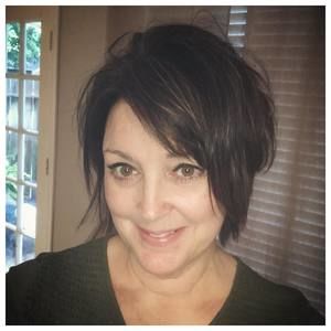 Meet your Posher, Lorrie